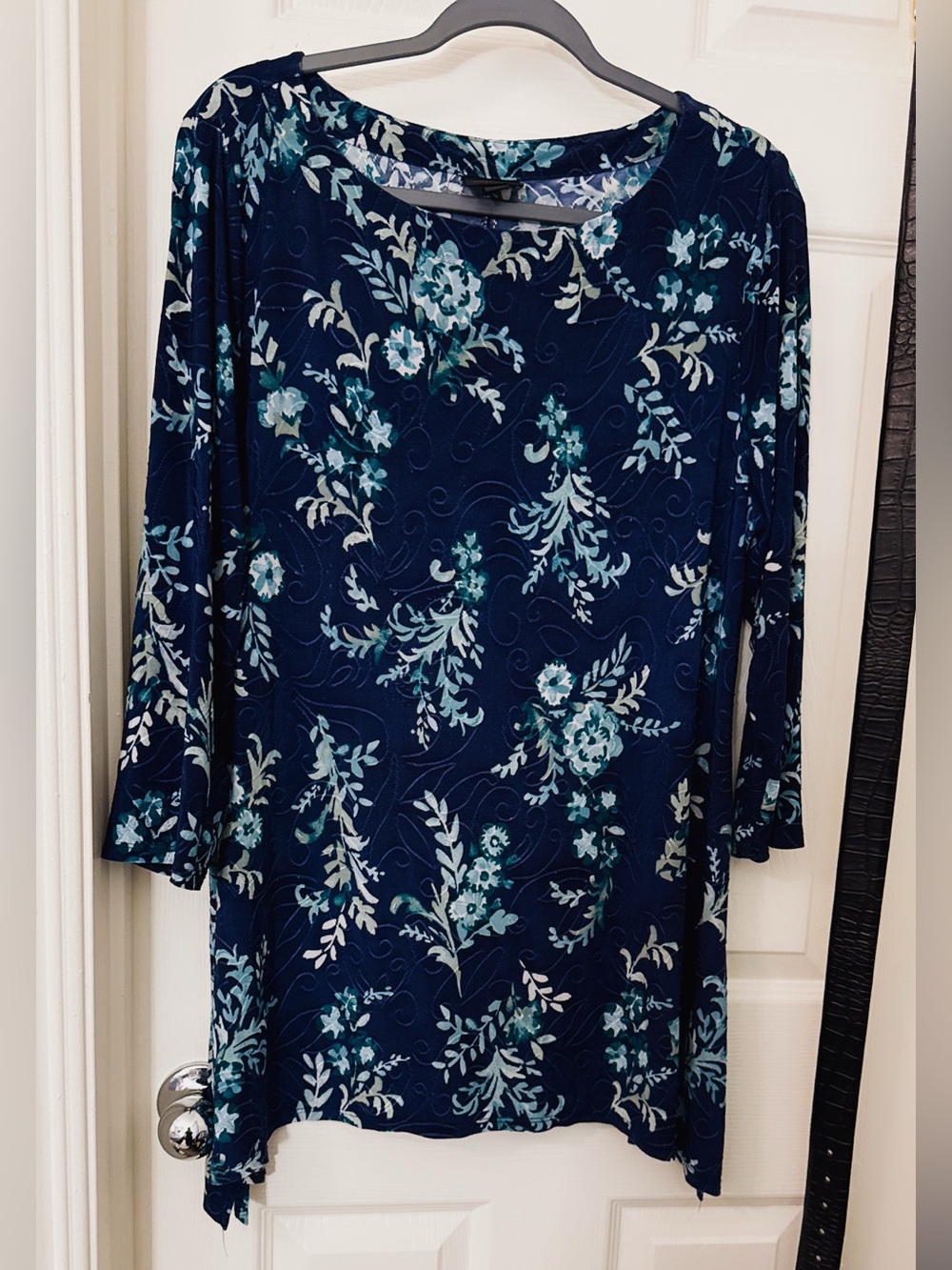 JM Collection Navy Floral Long-Sleeve Tunic Dress